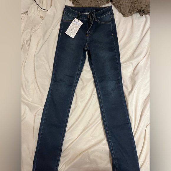 Calzedonia Jeans 🆕 - Picture 2 of 4